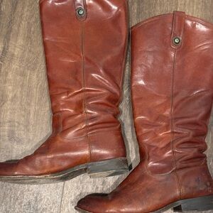 Frye wide calf Melissa button boots sz 9
